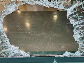 TENTATO COLPO NELLA NOTTE ALLA FARMACIA POLICLINICO