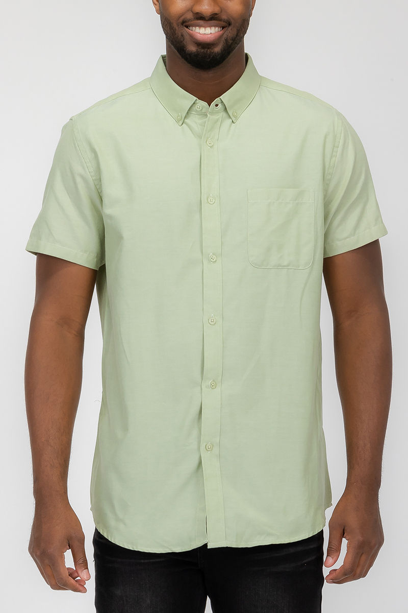 Men's Signature Short Sleeve Button-Down Shirt