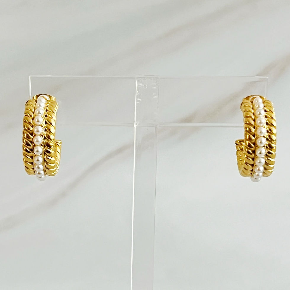 Thumbnail: Women's My Lady Gold Plated Pearl Mix Hoop Earrings