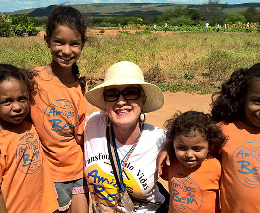 Projeto AMIGOS DO BEM: Faça parte e favoreça nosso povo