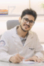 Dr Nicolas Rosal - Cardiologista.jpeg