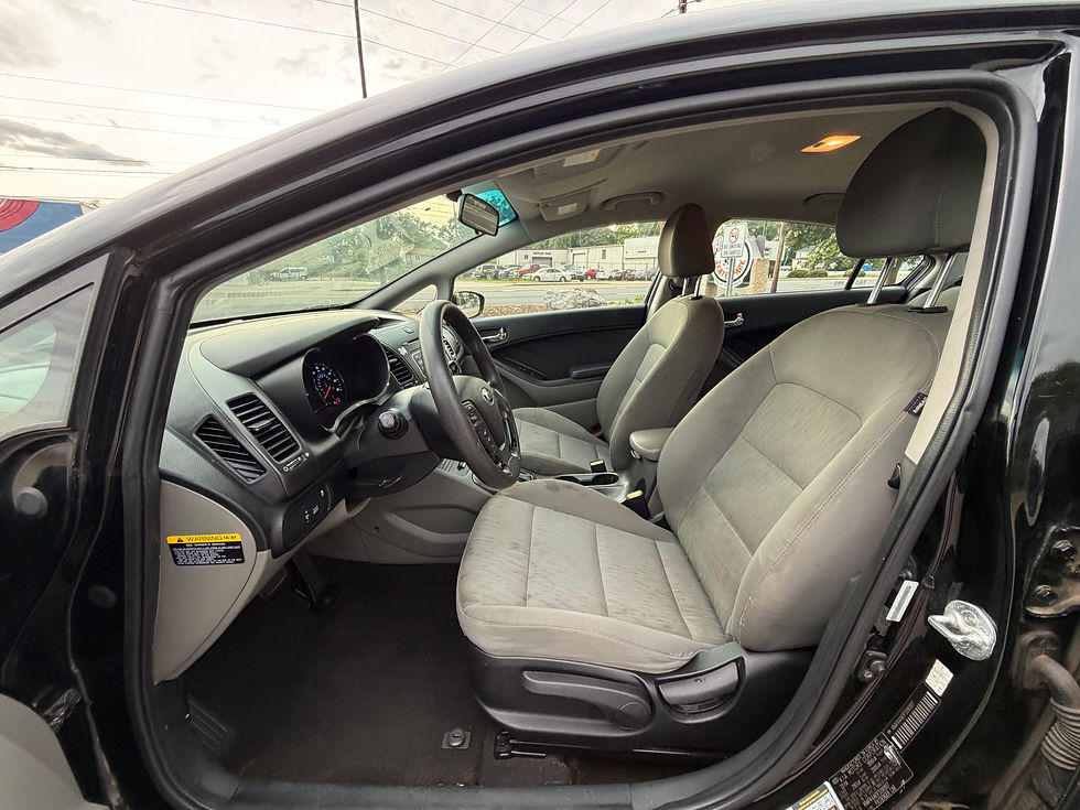 Thumbnail: 2015 Kia Forte LX 