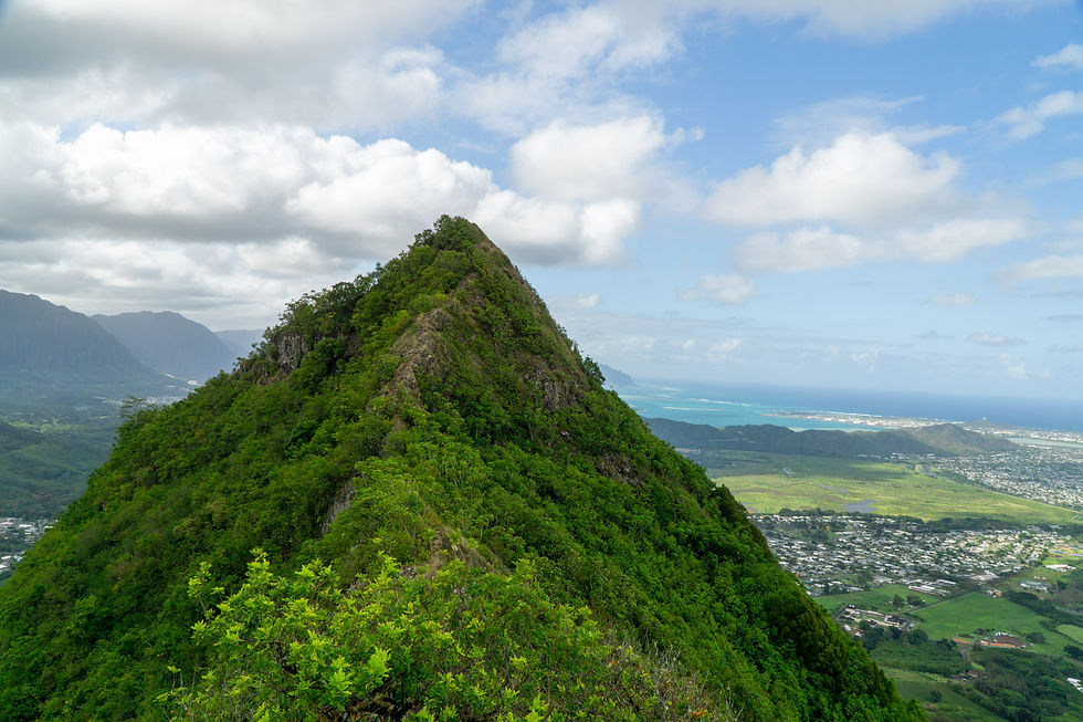 Olomana Trail ("Three Peaks") on Oahu, Hawaii