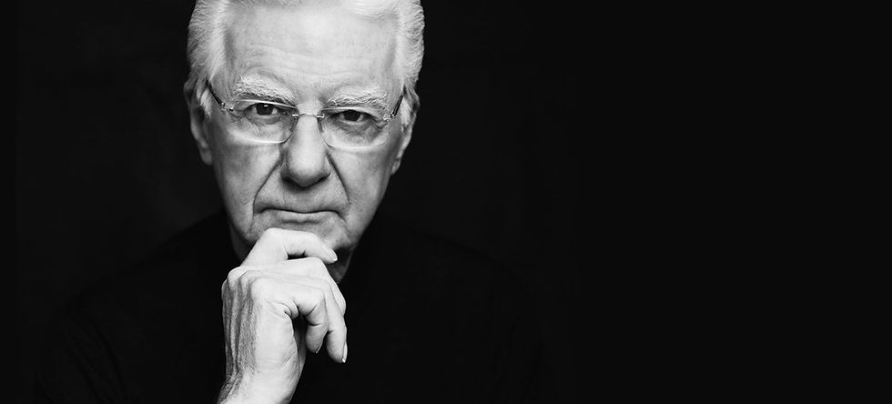 Bob Proctor teaching personal development and paradigm principles