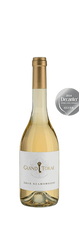 Eine Flasche Grand Tokaj Édes Szamorodni mit goldenem Verschluss und beigem Etikett, auf dem der Markenname in goldener Schrift steht. 