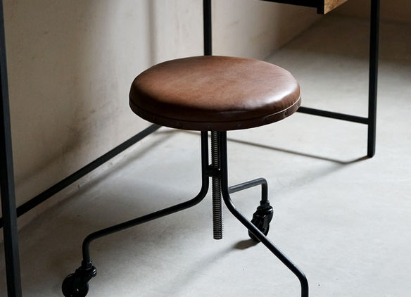 枯白 オンライン | 椅子 | In Stock Furnitures | 枯白 KOKU