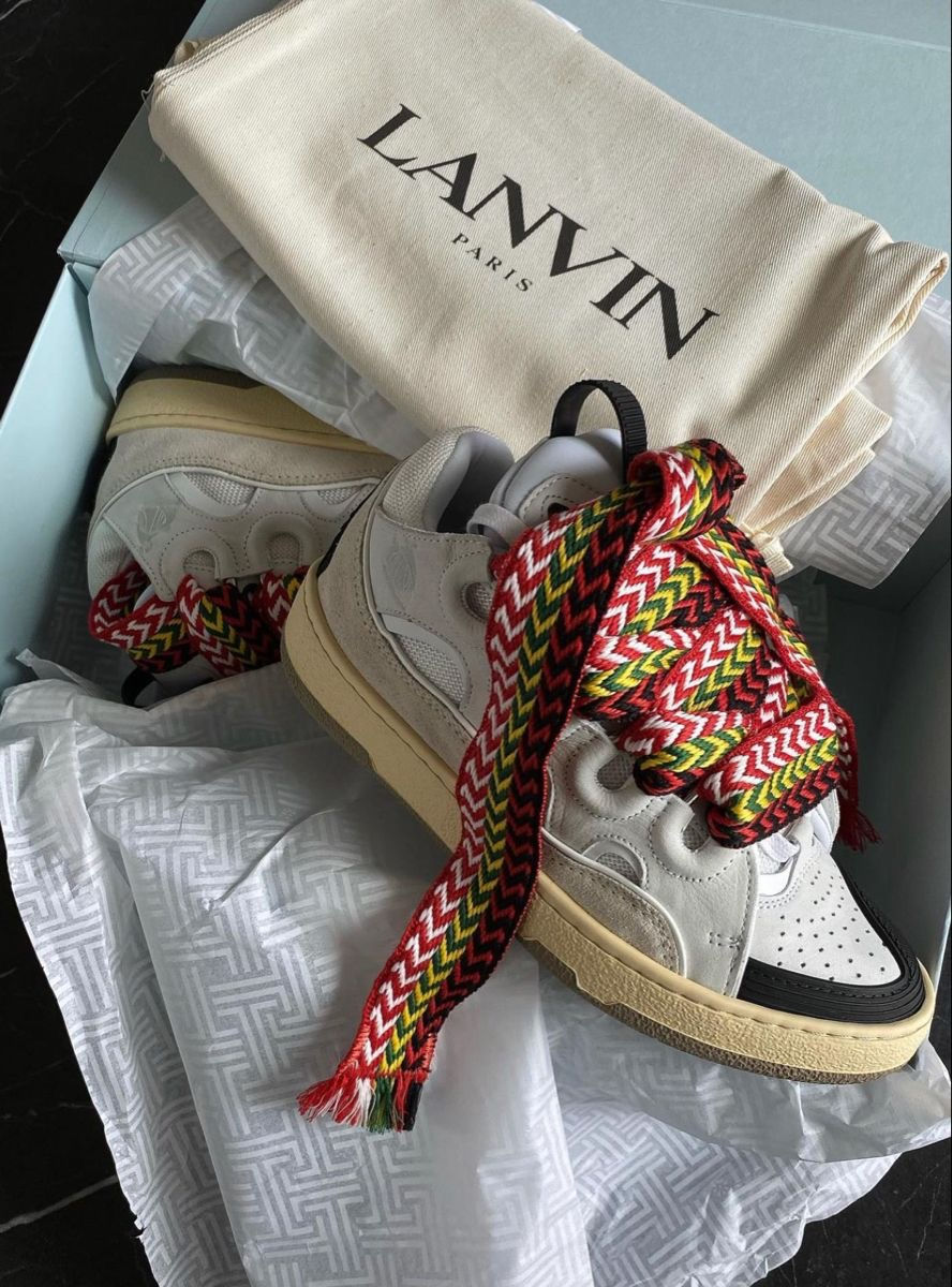 Thumbnail: Lanvin Curb