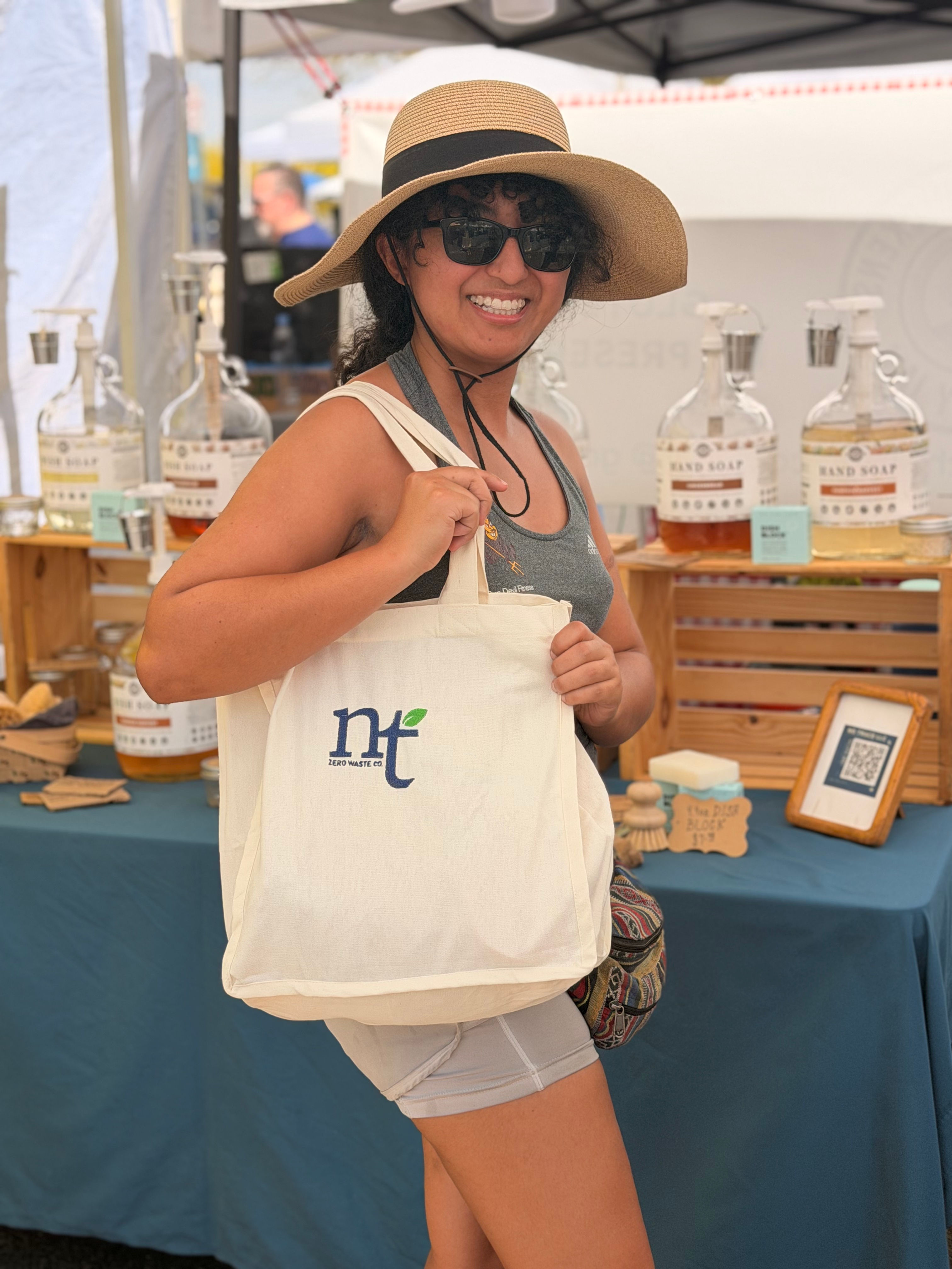 Canvas tote