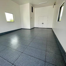 Epoxy Garage- Tile Design