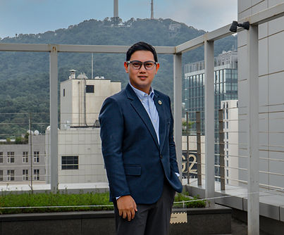 Christian Tabios_edited_edited_edited.jp