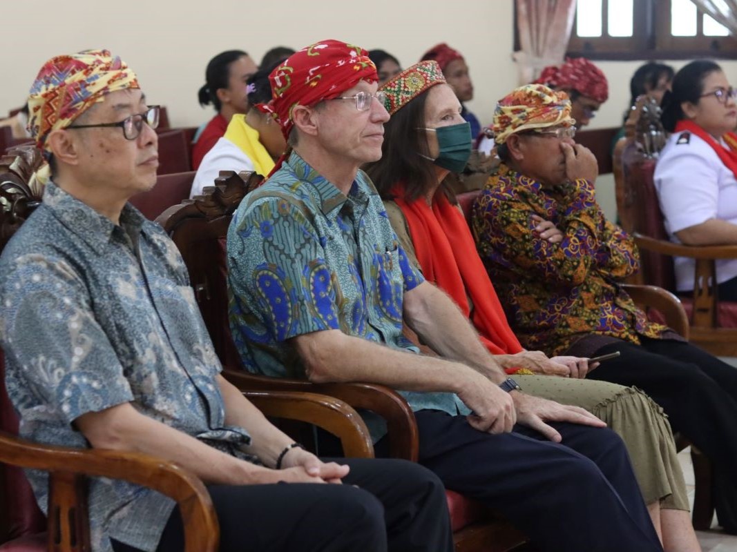 Guests of honour from Kartidaya (translation organisation) at one of the celebrations.