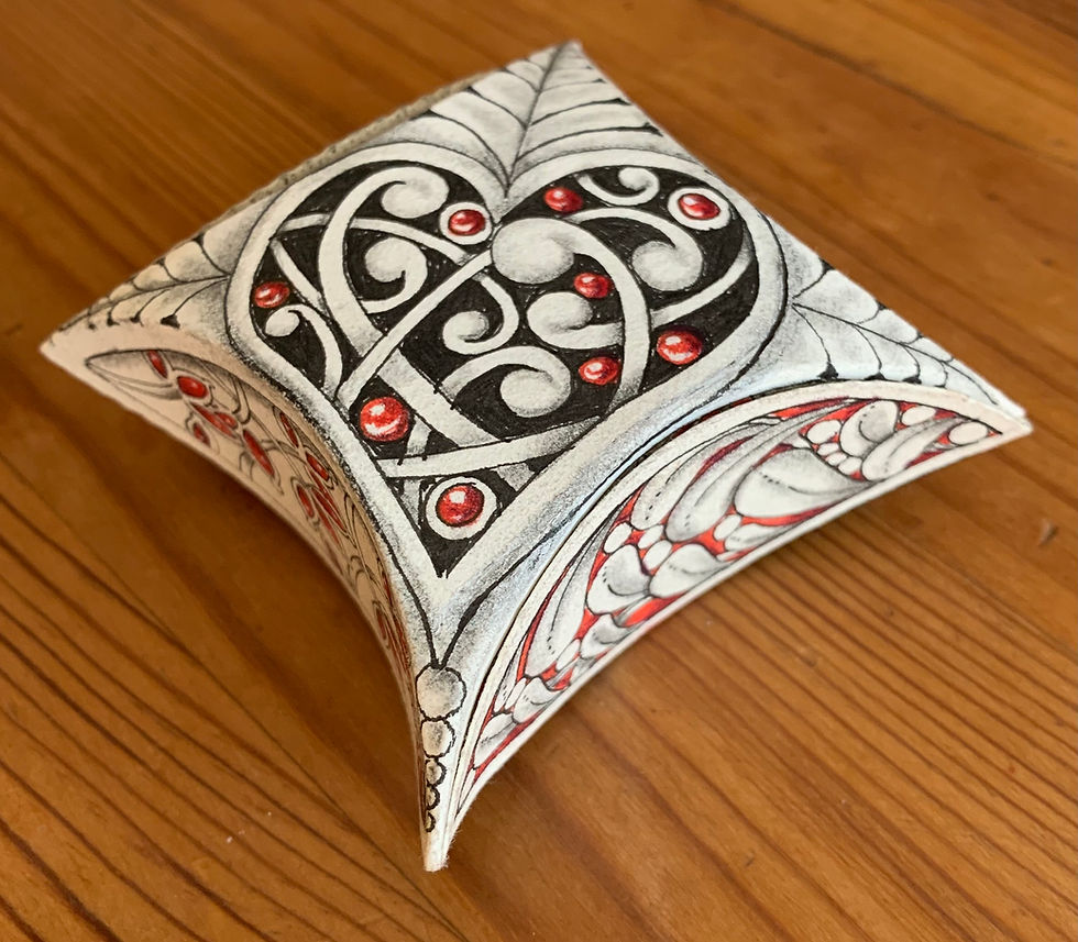 Thumbnail: Valentine Pillow Box Zentangle® Video Class