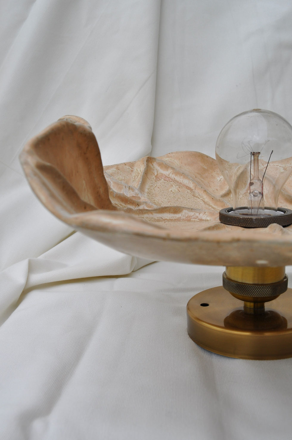 Miniatyrbilde: Vegglampe "Hive"