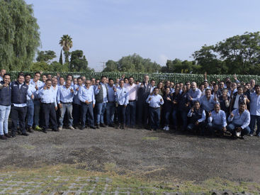 Entrega Oficial Mayor nuevas instalaciones a personal de conservación