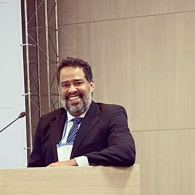 Dr. Luiz Vianna Oliveira