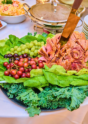 event-catering-carved-ham-CassEventsDecor- platter-grapes-lettuce-display