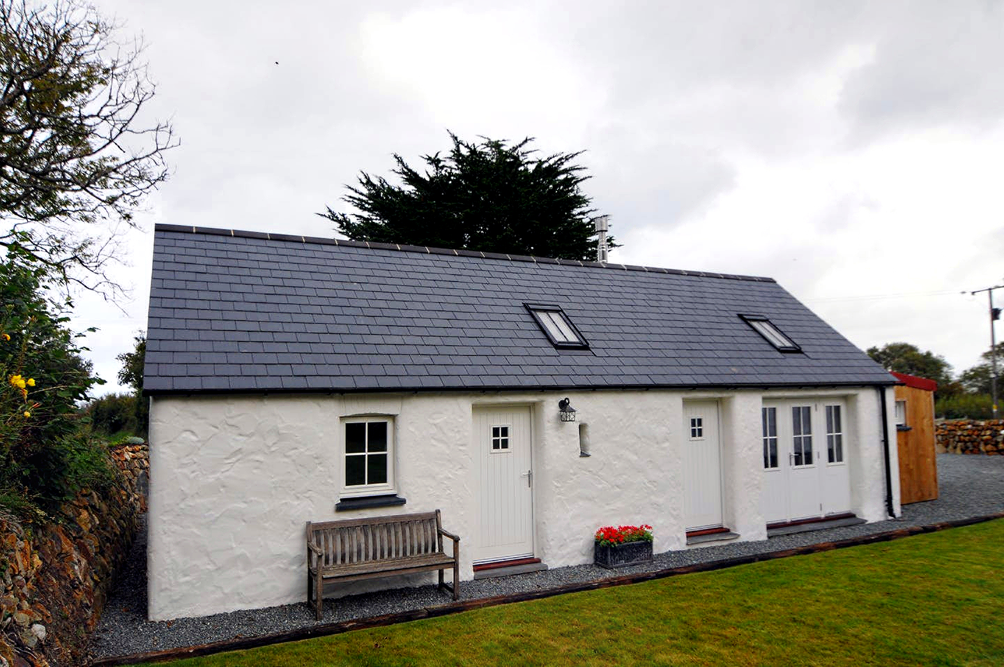 Tan Y Bryn Holiday Cottages Coastal Pembrokeshire