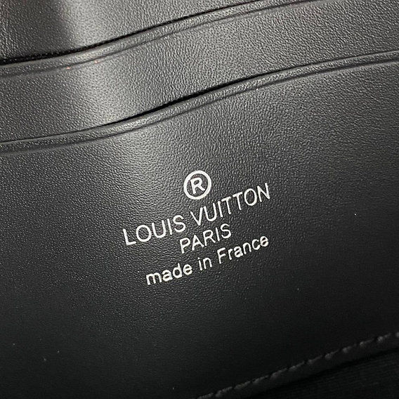 Miniaturbild: Louis Vuitton Alpha Wearable Wallet Bag