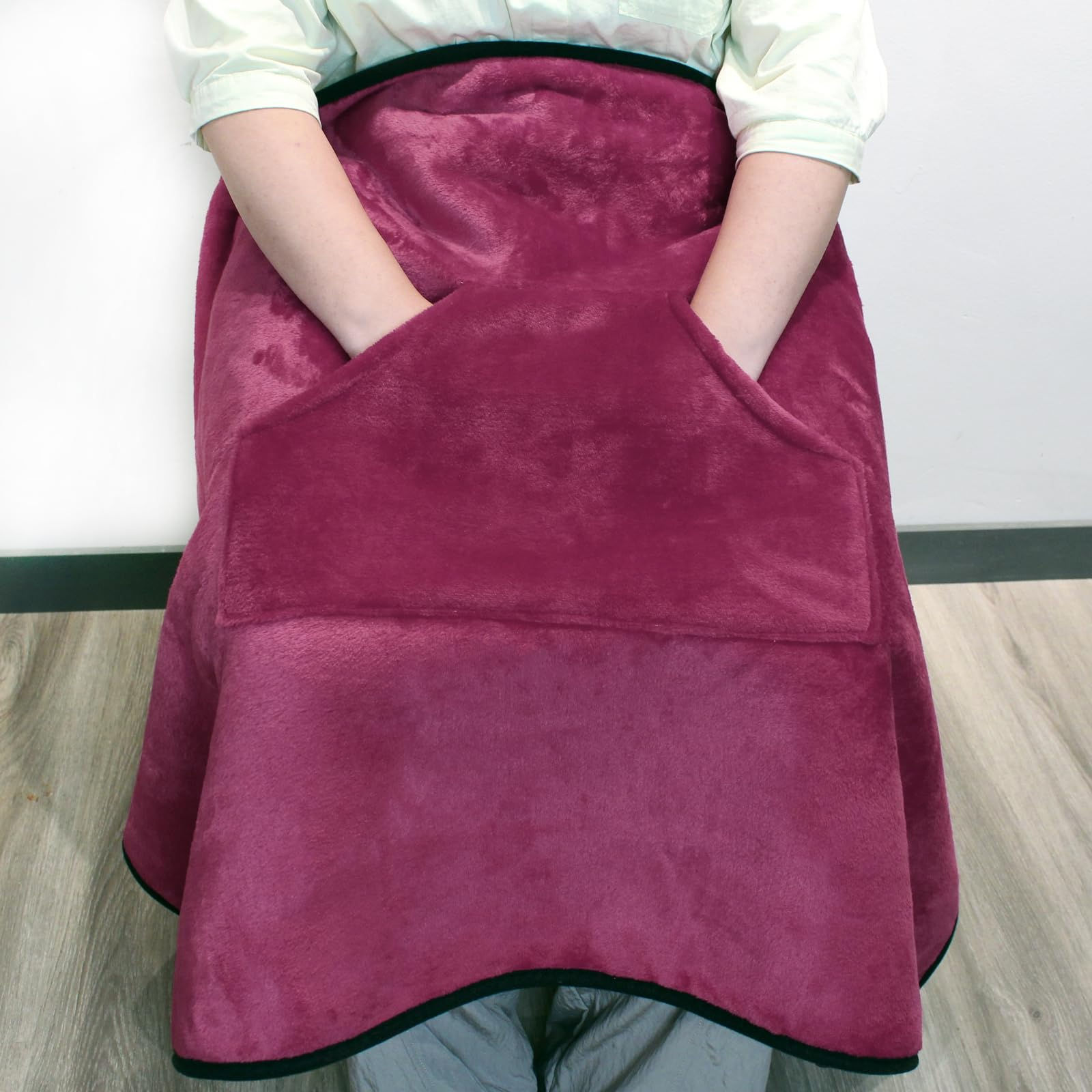 Small Lap BlanketSoft Cozy Blanket for KneesWrap Shawl for Back and ShouldersWhe