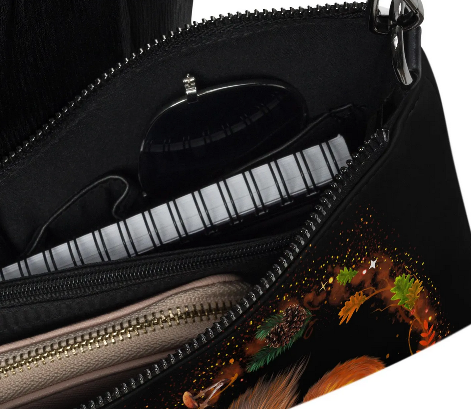 Thumbnail: Eichhörnchen im Herbst Umhängetasche oder Kosmetiktasche