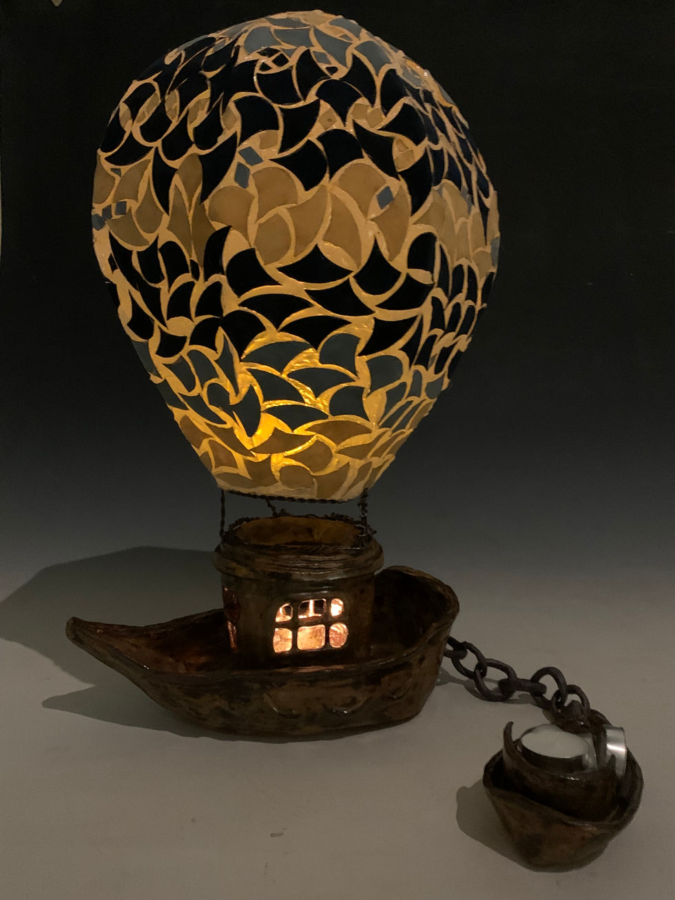 Ceramic Oil Burner (Lit)