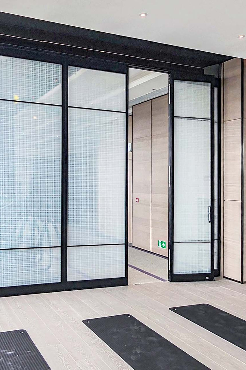 Laminated Glass in Club house (YOHO Hub) (Pattern Laminated Glass)