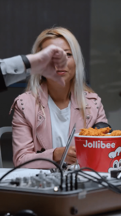 Jollibee "Chickenjoy Lie Detector Taste Test" w/ @rainaiscrazy
