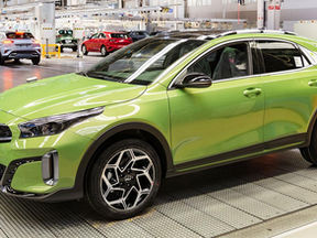 El nuevo Kia XCeed sale de la renovada línea de producción de Žilina