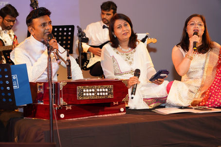 Nakshatranche Dene gives fitting tribute to the genius of Hridaynath Mangeshkar