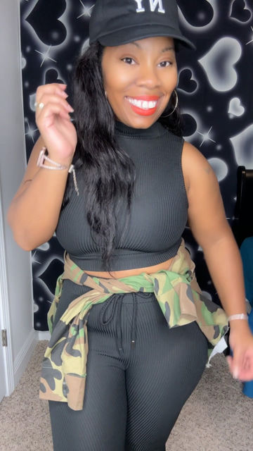 Thumbnail: Mock neck crop top leggings set