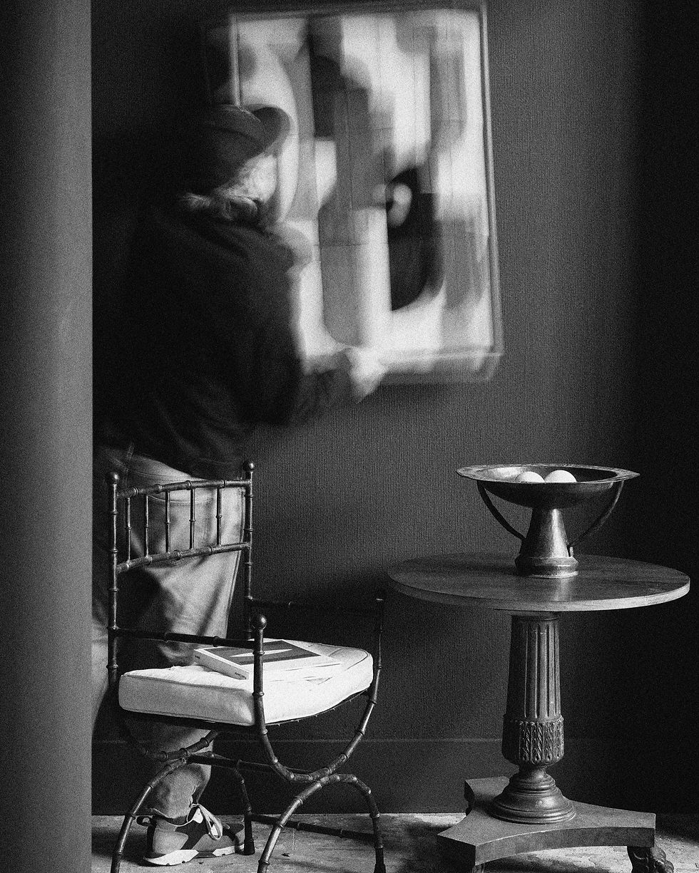 An original piece by ceramic artist Nick Passmore.