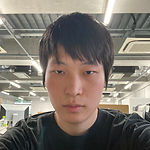 山本航_edited.jpg