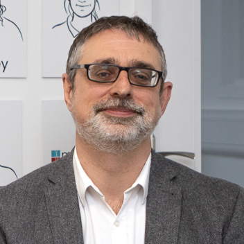 Writer: Stuart Burlton
