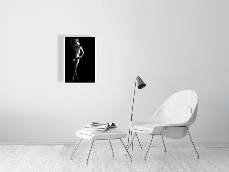 Thumbnail: Hanging Around BW
