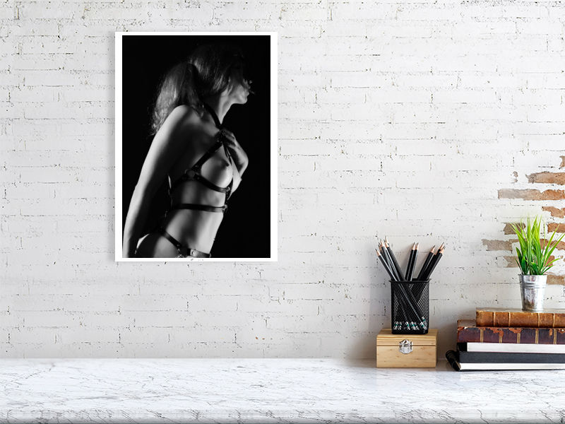 Thumbnail: Harness bw