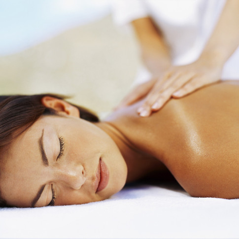 Eine Relax-Rückenmassage zum genießen und entspannen