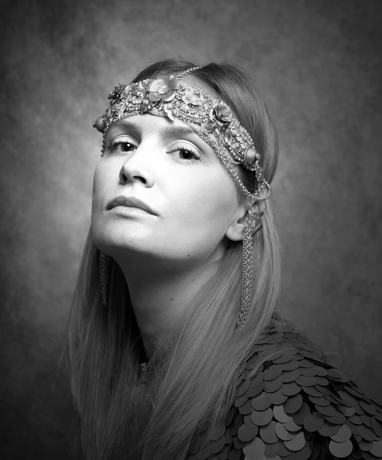 Dione Head Jewellery