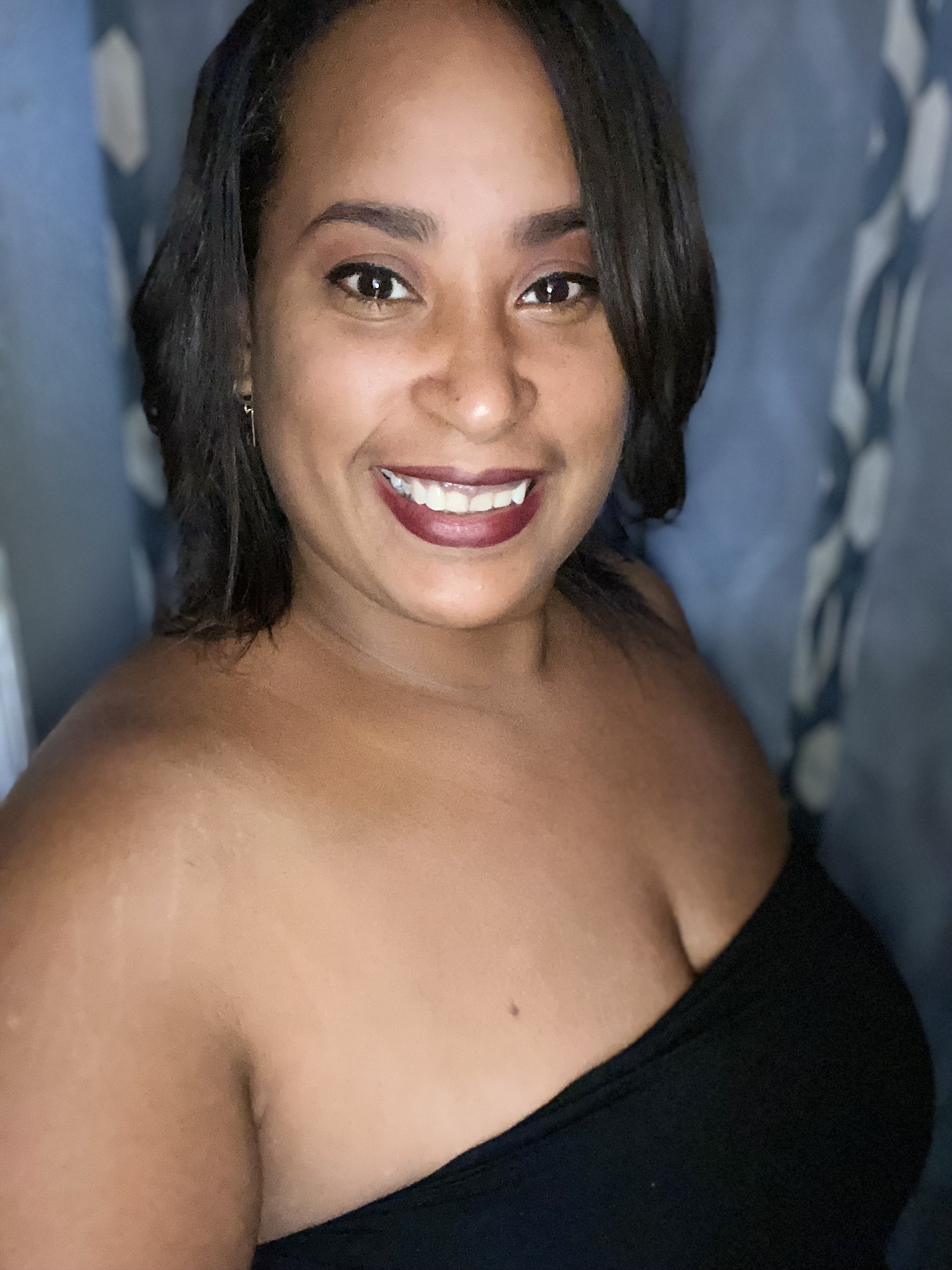 Writer: Lady Logan