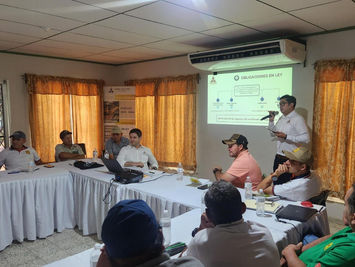 Fondo Cafetero Nacional brinda acopañamiento a AHPROCAFE en su reunión Departamental de Santa Bárbara