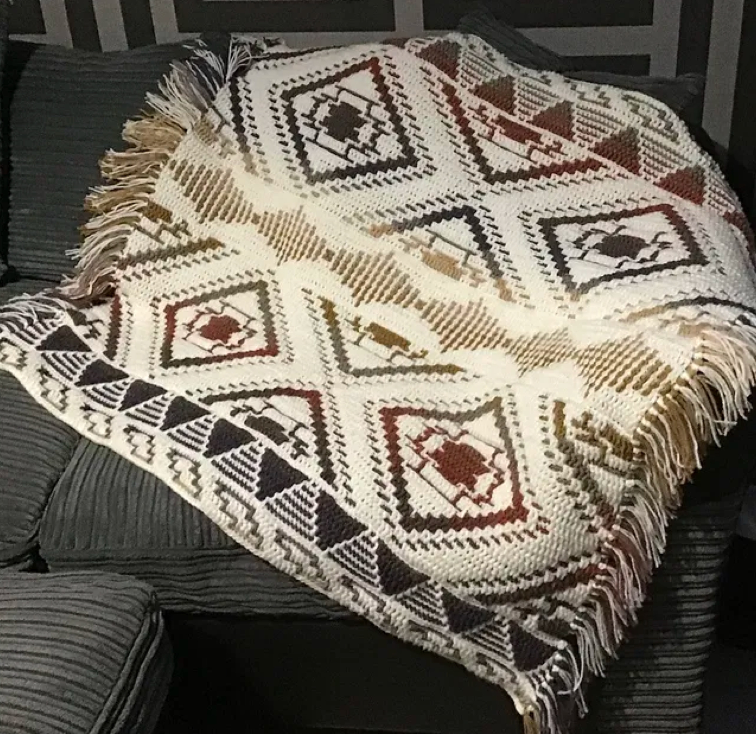 Aztec Flow - Throw