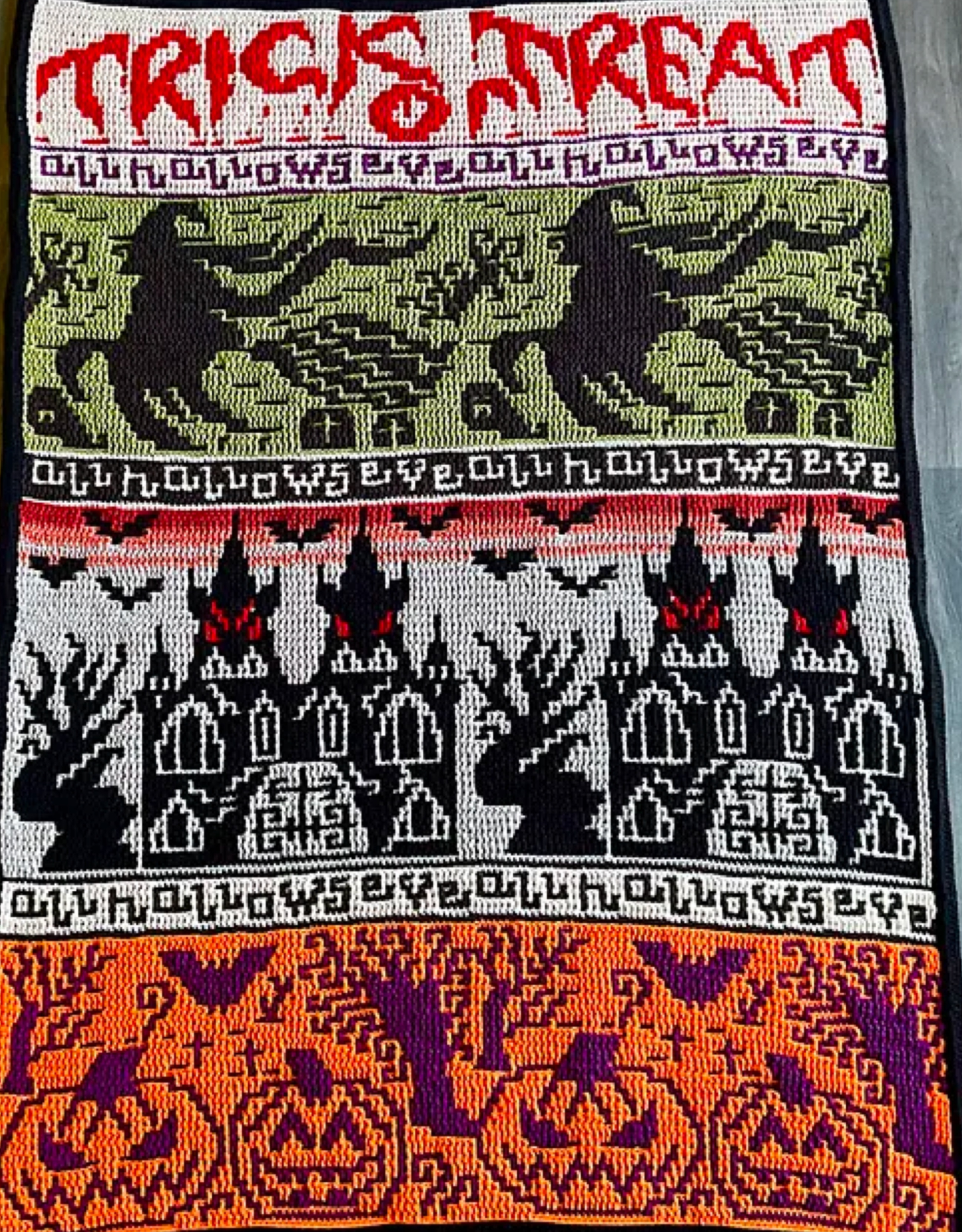 Halloween Spirit - Throw
