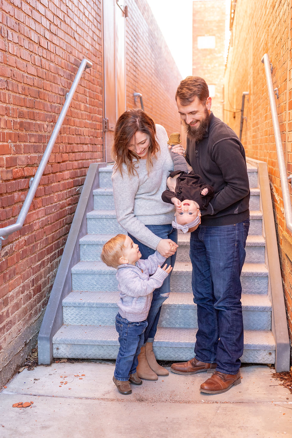Family photos with warm light in Downtown Columbia, MO | KatFour Photo
