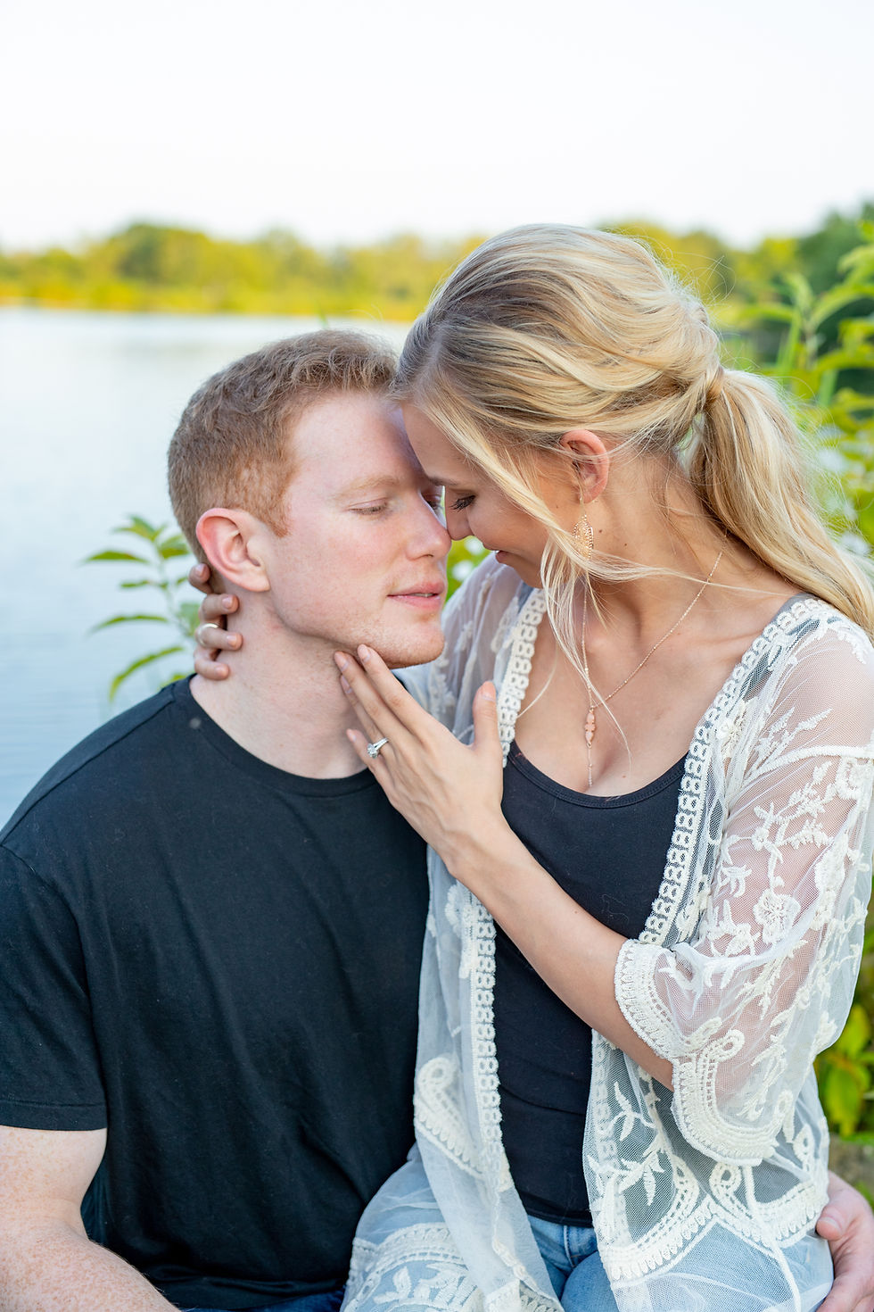 Sweet couples session in soft light in Columbia MO | KatFour Photo