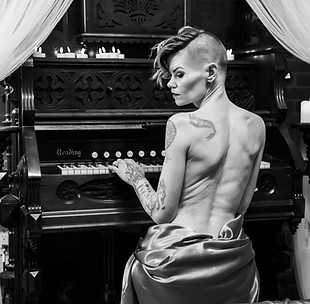 piano boudoir