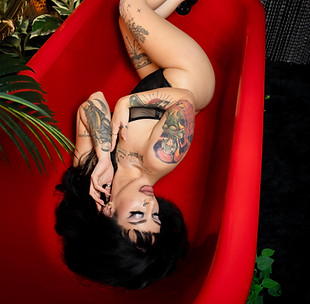 Bathtub boudoir.jpg