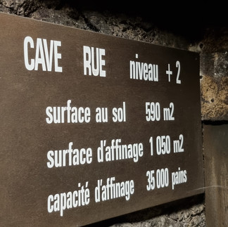 Les dimensions des caves de Société Roquefort