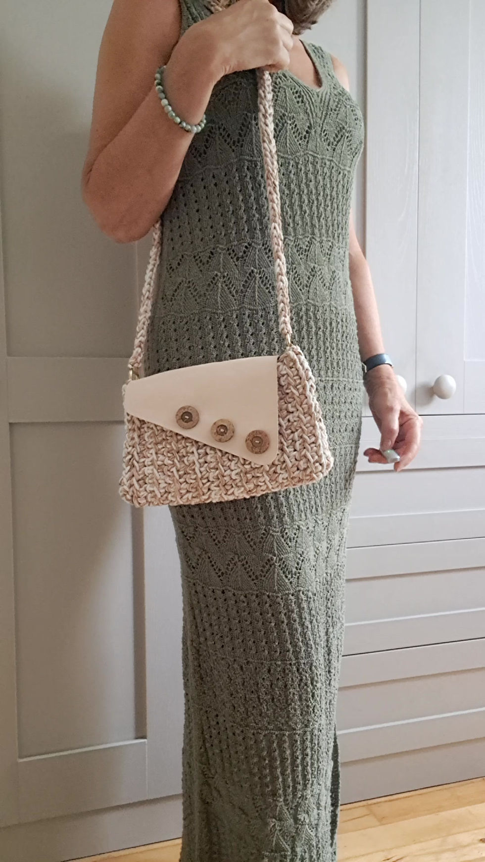 Thumbnail: 'Krakow' - Cream and gold bag – raffia & cotton with leather flap