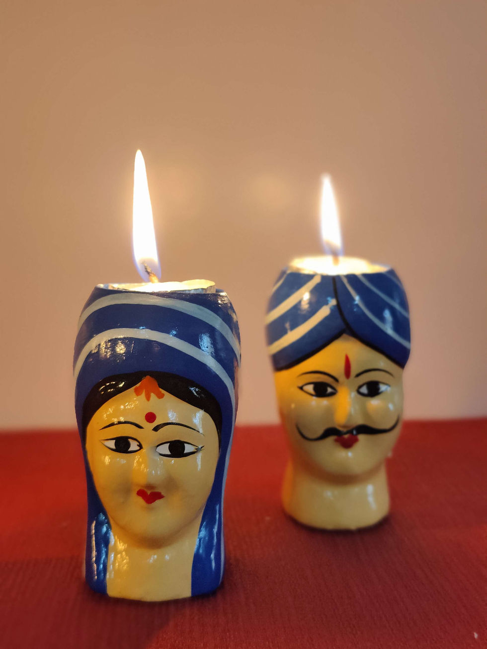 थंबनेल: Paper Meshe Tlight ( Man & Woman pair)