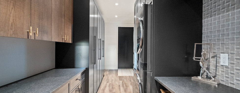 mudroom and main laundry