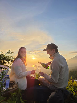 The custom D-Max 4x4 jeep parked for the short, rewarding walk to the view